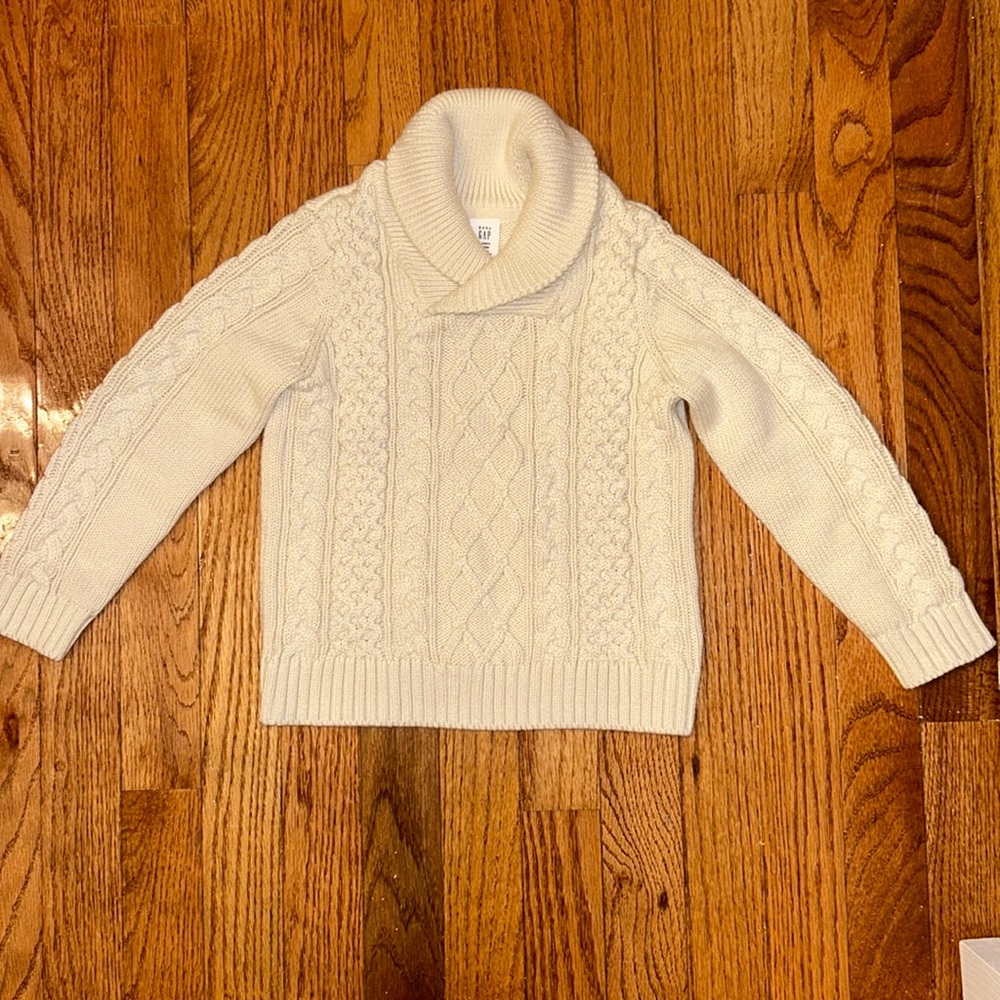New Gap Cream Cable Sweater-4T